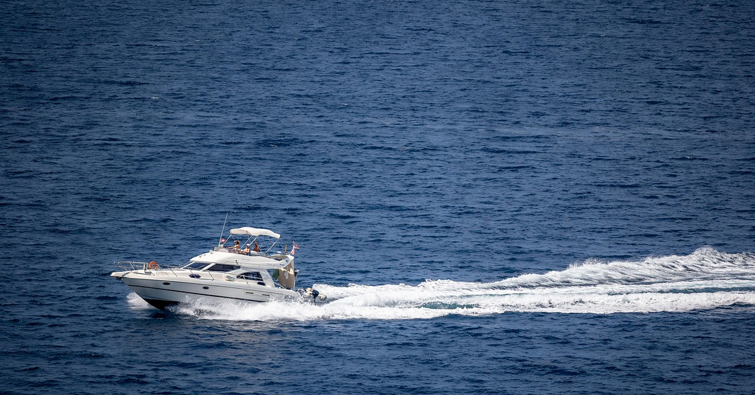 yacht battery test and monitoring system